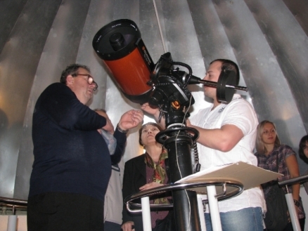 Prvo javno astronomsko motrenje