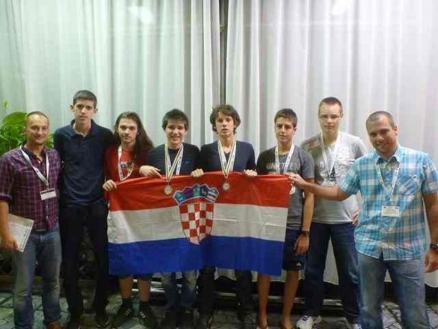 Mati pohvala na matematičkoj olimpijadi 