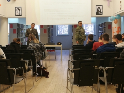 „Postani kadet oružanih snaga“